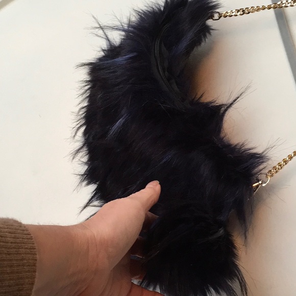 NWT Natasha Couture Furry Bag - Picture 2 of 4